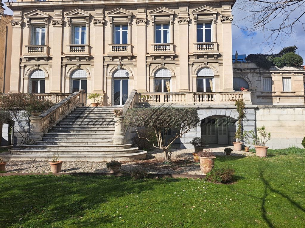 appartement 9 pièces en vente sur AVIGNON (84000) appartement 9 pièces en vente sur AVIGNON (84000)