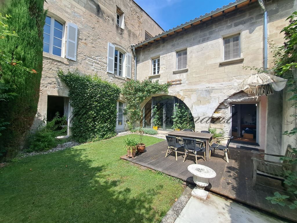 propriété 15 pièces en vente sur AVIGNON (84000)