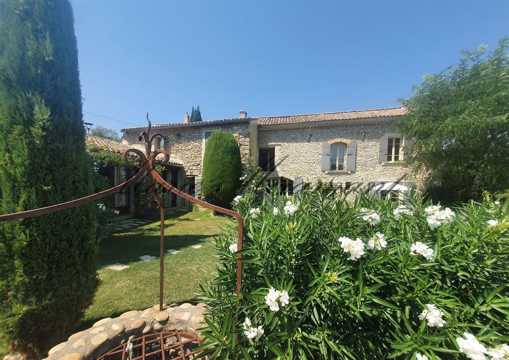 maison 9 pièces en vente sur AVIGNON (84000)